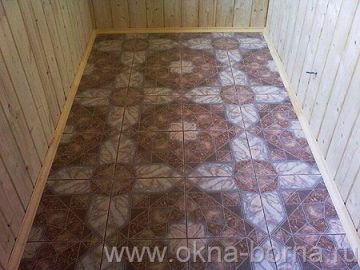 Отделка пола балкона плиткой